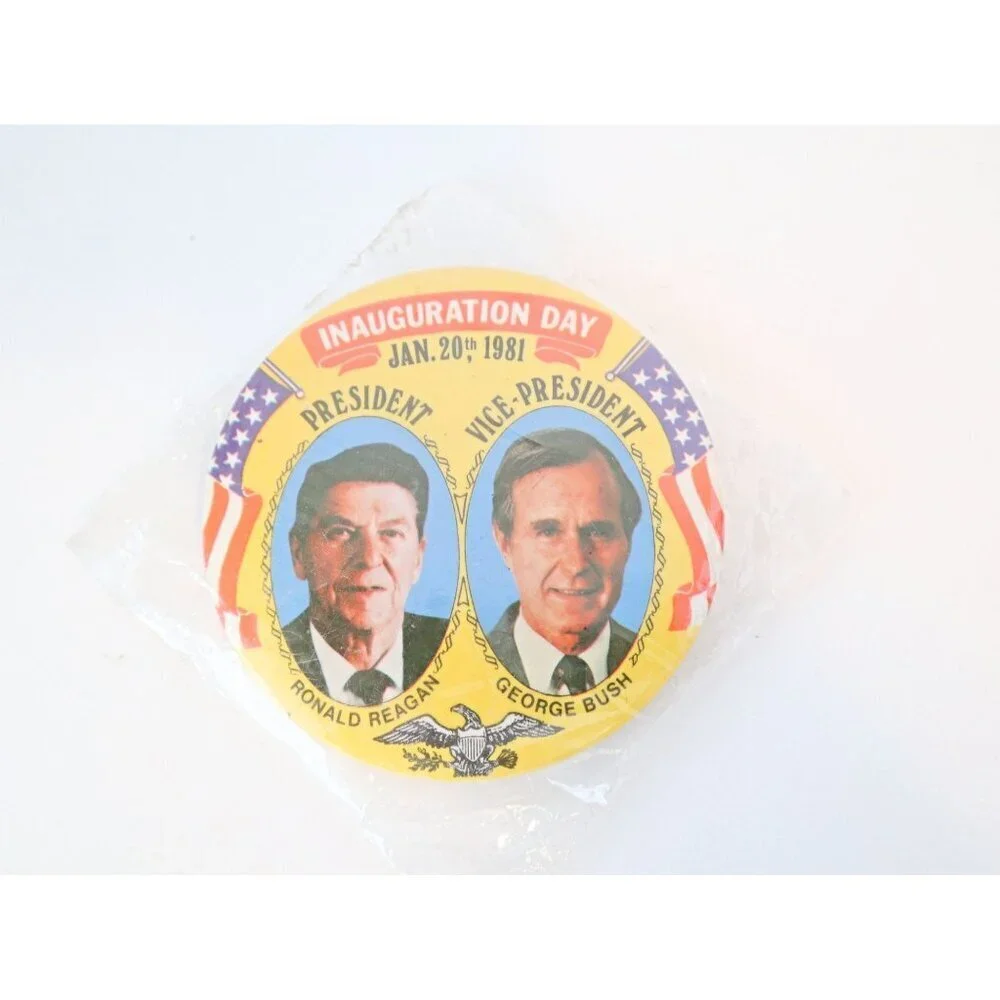 Reagan Bush 1981 Inauguration Day Button Pinback - Picture 1 of 2